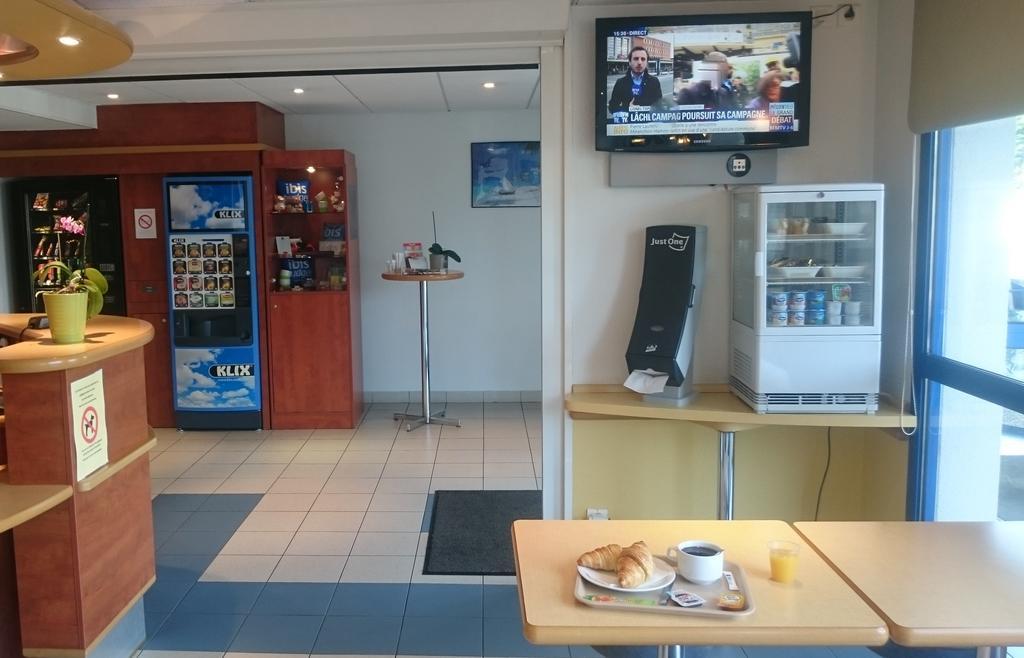 Ibis Budget Orleans Sud Comet Kültér fotó